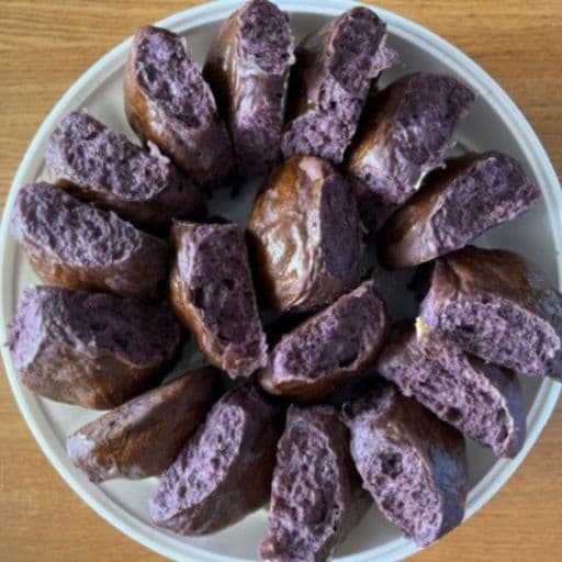 Ube Pandesal - image