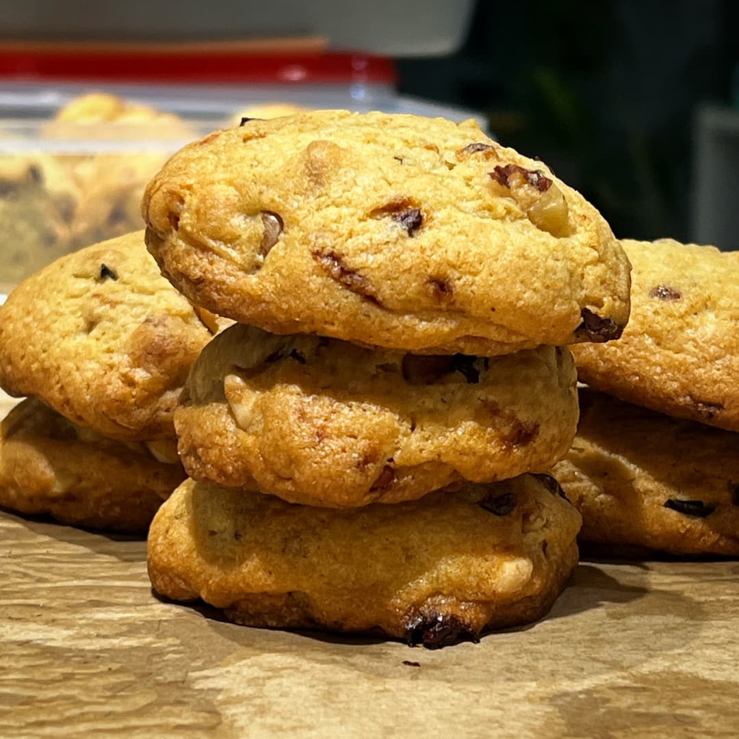 Levain Bakery Chocolate Chip Cookie - image